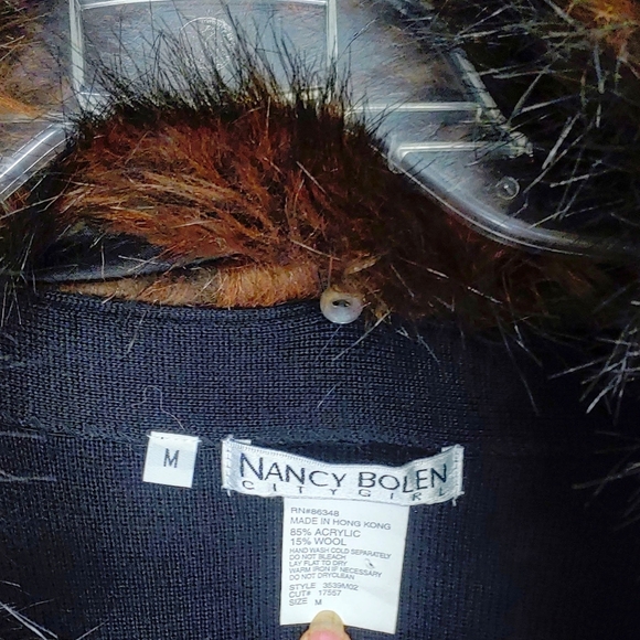 Nancy Bolen Womens Belted Black Wool Mix Faux Fur Collar Cuffs Coat Sz M EUC - Picture 7 of 9